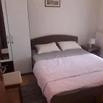 Info Tourist شقة بوريتش